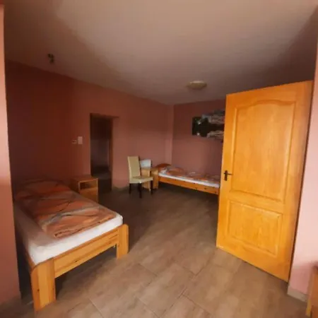 Guest house Ikszt Vendeghaz