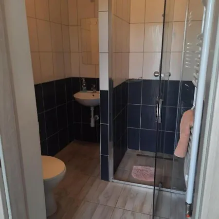 Ikszt Vendeghaz Davod